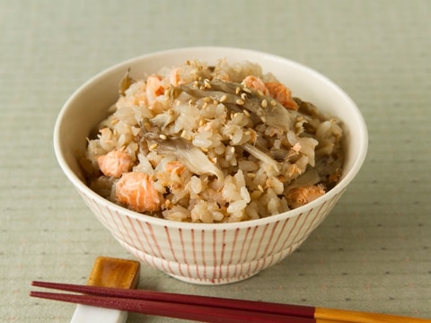 鮭の炊き込み飯 Salmon Mixed Rice